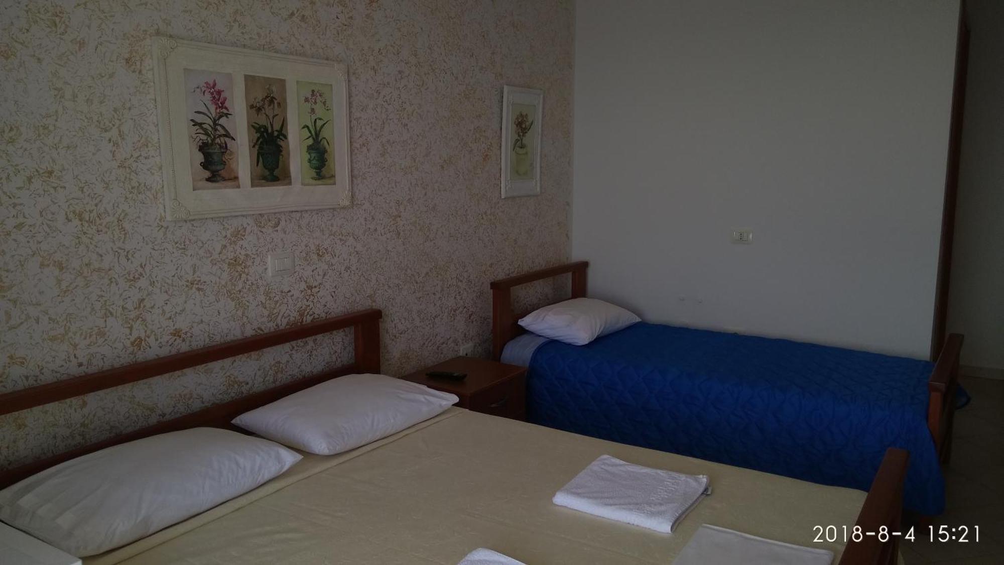 El Doro Rooms Dhërmi Exterior foto